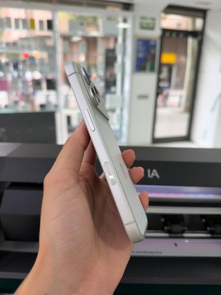 Apple IPHONE 17 PRO 256gb COMO NUEVO