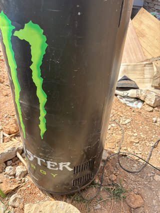 Nevera Monster sin tapa