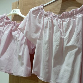 2 Camisetas Rosas Hombros Descubiertos