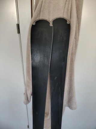 Esquís Salomon 151cm Allmoumtain.mujer/niña