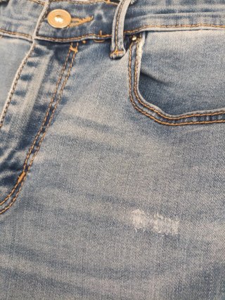 Vaqueros pitillo Stradivarius azules
