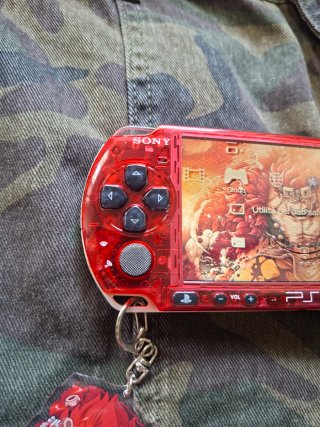 PSP Rossa Edizione One Piece