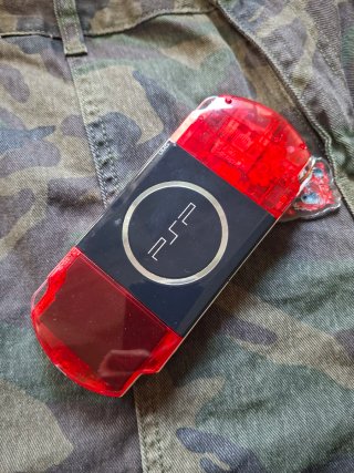 PSP Rossa Edizione One Piece