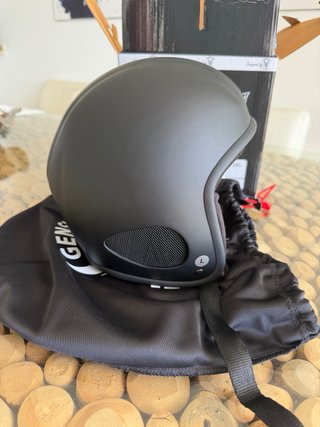 Casco Gensler Bores Nuevo
