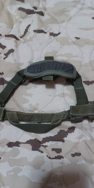 Correa táctica militar verde para casco