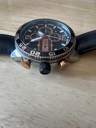 Reloj Fossil Cronógrafo Negro y Dorado