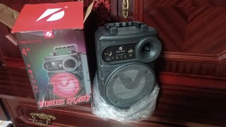 Altavoz KTS-1512 con micrófono