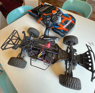 Coche RC Traxxas Slash 4x4 Ultimate