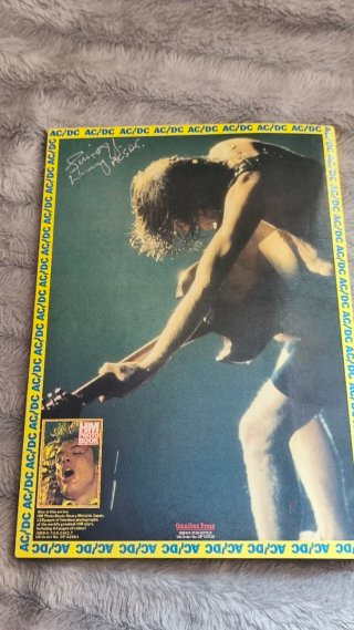 AC/DC HM Photo Book 1983 Firmado