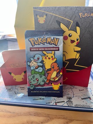 Caja Happy Meal Pokémon 25 aniversario