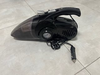 Aspirador-inflador portátil VAC para coche.