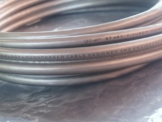 Cabo QED XT 40 i X-Tube (3 metros)