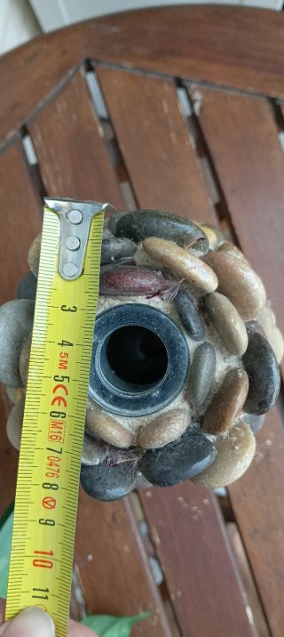 Maceta de piedra hecha a mano
