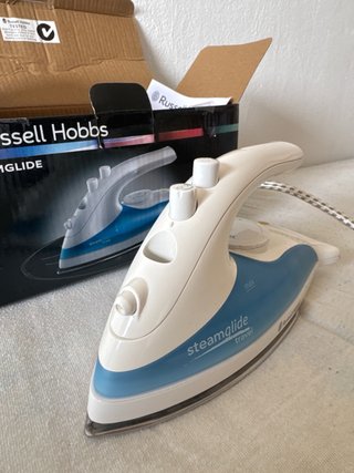 Plancha de viaje Russell Hobbs Steamglide