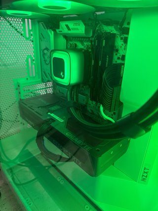 PC Sobremesa MSI Gaming RGB