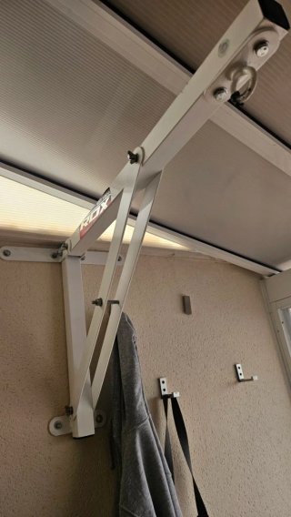 Saco MMA Negro Bruiser y soporte pared RDX