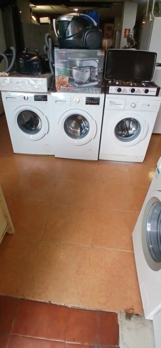 Frigorífico combi blanco y acero