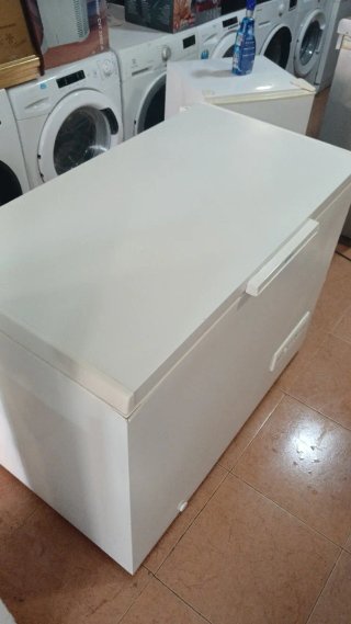 Frigorífico combi blanco y acero