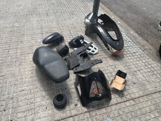 Tapas Kymco People