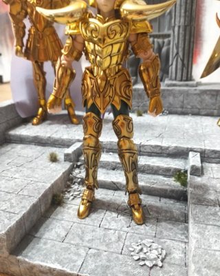 Cavalieri dello zodiaco "Aries"