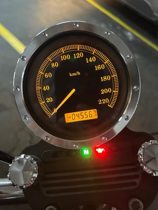 Harley Davidson XL 883 Sportster Negra