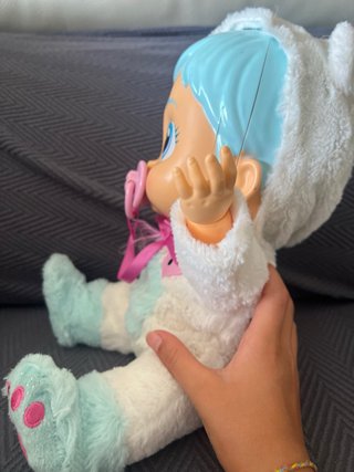 Muñeca Cry Babies con accesorios