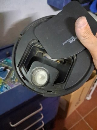 Aspirador robot pequeño a batería