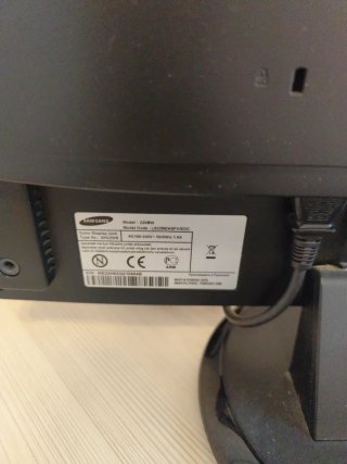 Pack Ordenador: Pantalla, Altavoces, Teclado y Rat