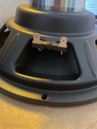 2 Woofer 10 8 ohm + 1 Woofer 12 4 ohm