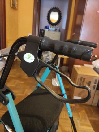 Andador Plegable con Cesta y Frenos