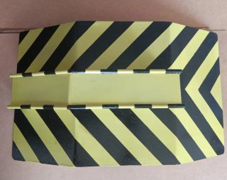 Rampa Fingerboard Rayas Amarillas y Negras