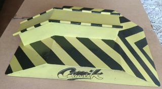 Rampa Fingerboard Rayas Amarillas y Negras