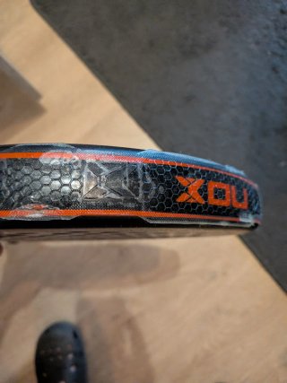 Pala de pádel Nox AT10 18K