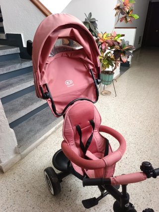 Triciclo Kinderkraft para niño