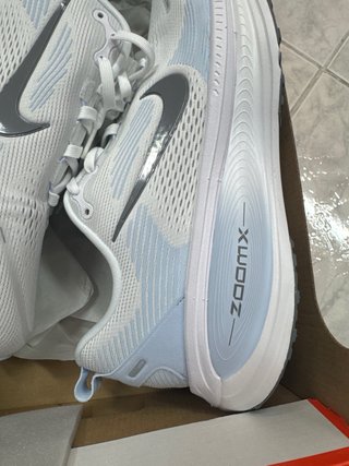 Nike Vomero 18 Talla 44 Nuevas