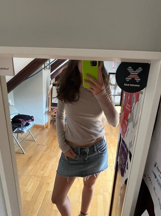 Camiseta dorada manga larga
