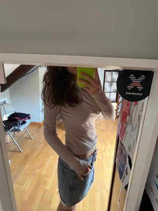 Camiseta dorada manga larga