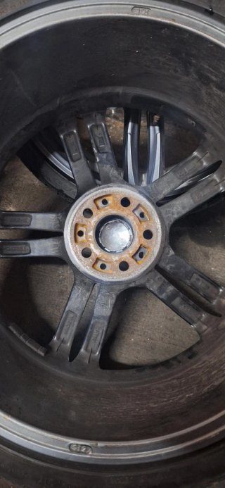 4 Llantas 19 con Neumáticos
