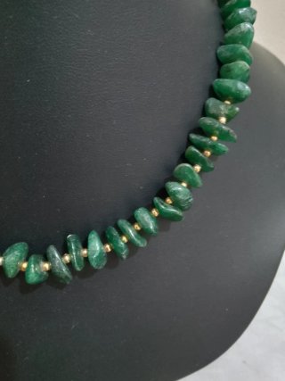 Collana avventurina e perline dorate