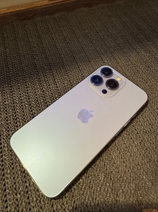 iPhone 13 Pro Apple