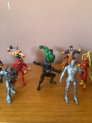Lote Figuras Superhéroes PVC
