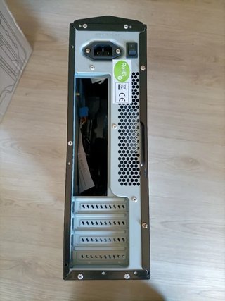 Caja PC Hiditec Mini ATX con Fuente
