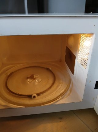 Microondas Grill Carrefour Home funciona porfecto