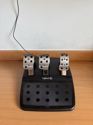 Volante Logitech G920 + Pedales