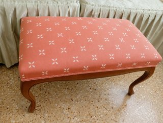 Banqueta pie de cama dormitorio