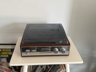 Tocadiscos Soundmaster Plata y Madera