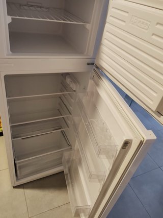 Nevera Svan 140cm