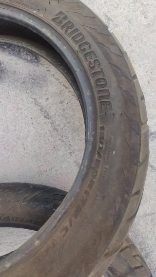 Juego Neumáticos Bridgestone 130/80/17. 100/90/19