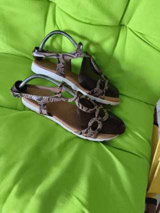 Sandali donna marroni e multicolor