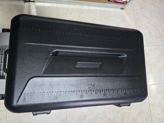 Nevera Portátil Eléctrica 42.5L, 12/24/240V
